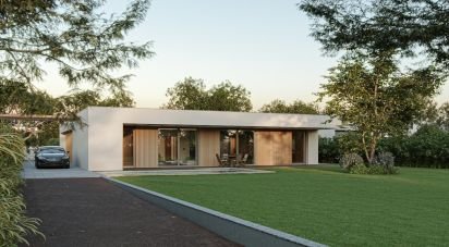 Maison T3 à Quarteira de 282 m²