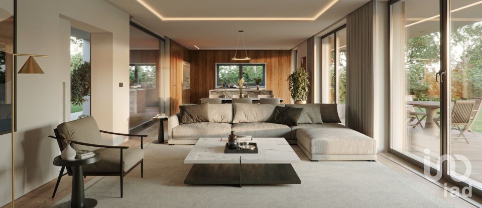 House T3 in Quarteira of 282 m²