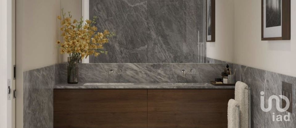 Apartamento T4 em Lordelo Do Ouro E Massarelos de 230 m²