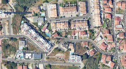 Terrain à bâtir à Charneca De Caparica E Sobreda de 350 m²