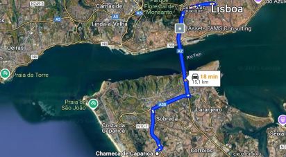 Terrain à bâtir à Charneca De Caparica E Sobreda de 350 m²