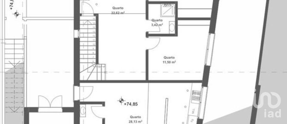 Terrain à bâtir à Charneca De Caparica E Sobreda de 350 m²