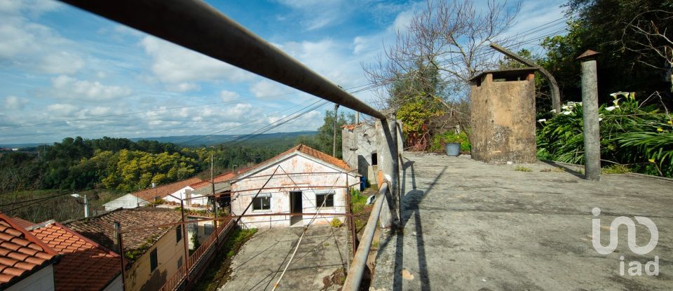 Moradia T3 em Lousã e Vilarinho de 351 m²