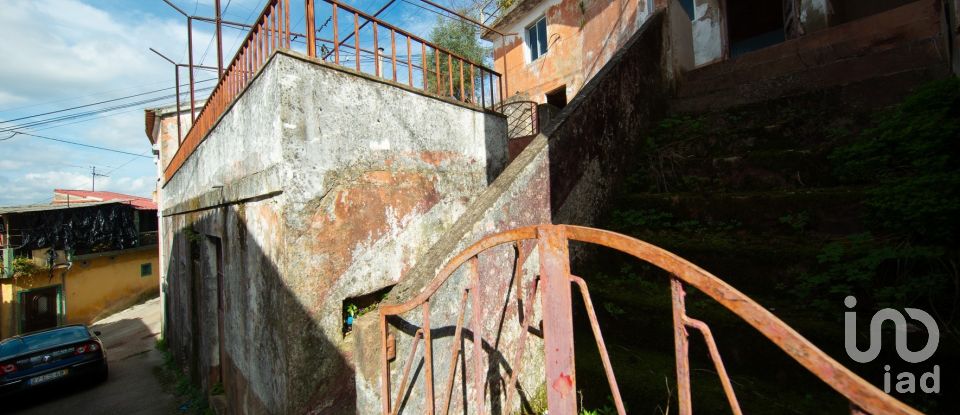 Moradia T3 em Lousã e Vilarinho de 351 m²