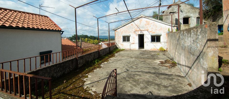 Moradia T3 em Lousã e Vilarinho de 351 m²
