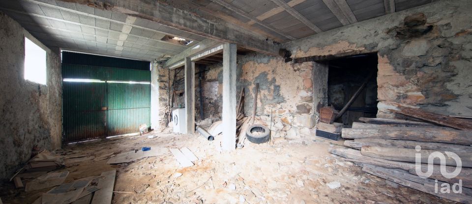 House T3 in Serpins of 136 m²