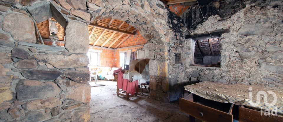 House T3 in Serpins of 136 m²