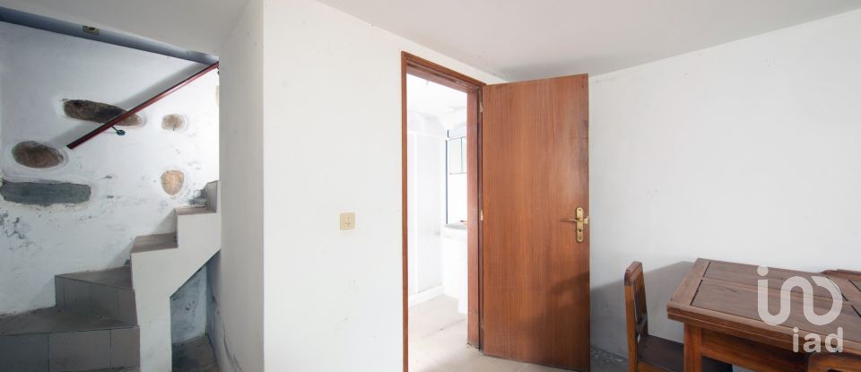 House T3 in Serpins of 136 m²