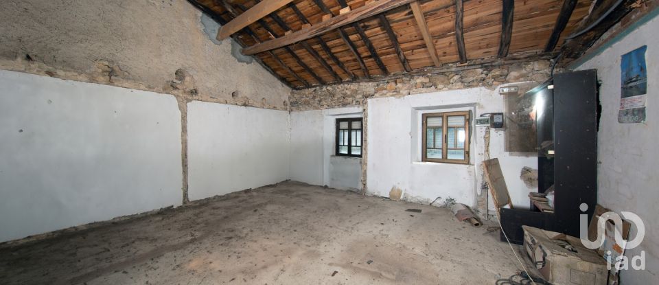 House T3 in Serpins of 136 m²