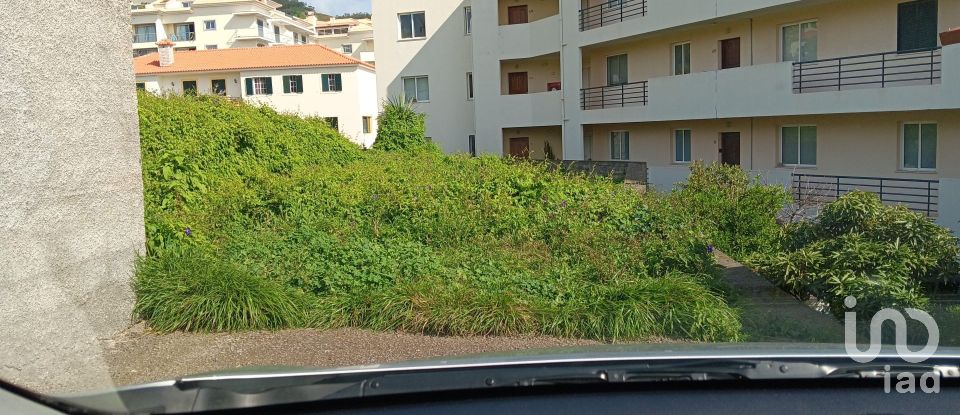 Terreno em Caniço de 1 910 m²