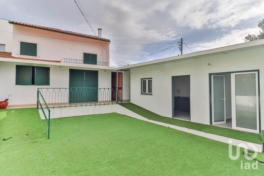 House T9 in São Martinho do Bispo e Ribeira de Frades of 185 m²