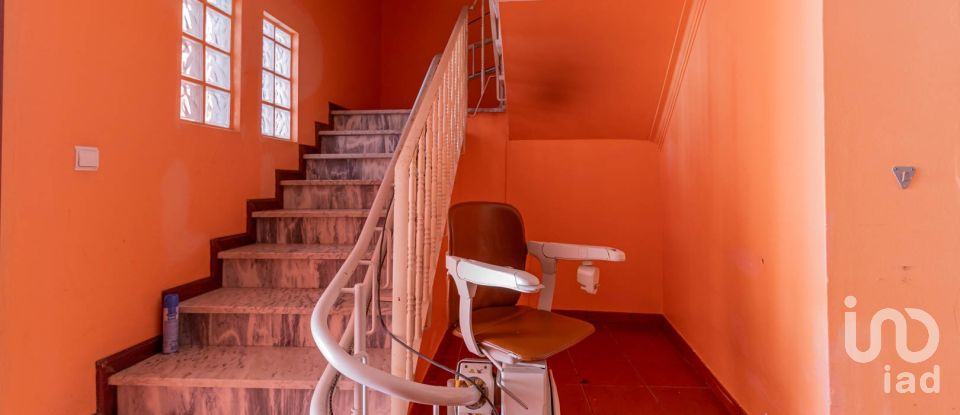 House T9 in São Martinho do Bispo e Ribeira de Frades of 185 m²