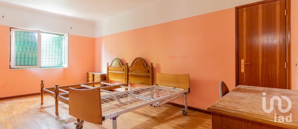 House T9 in São Martinho do Bispo e Ribeira de Frades of 185 m²