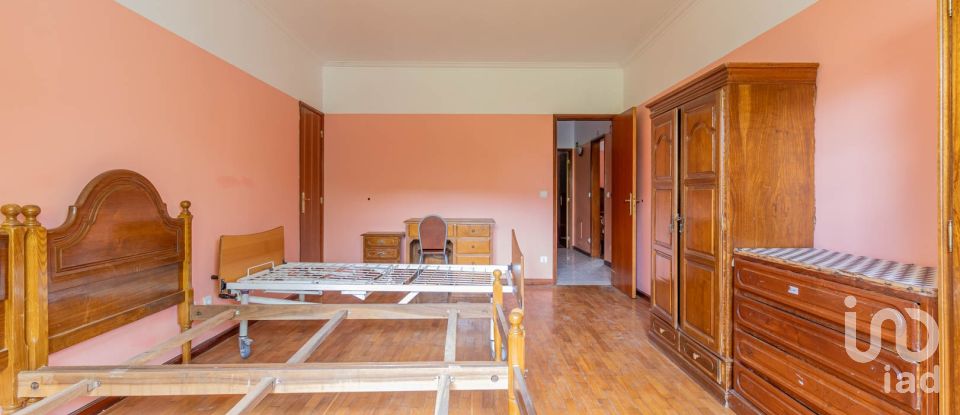 House T9 in São Martinho do Bispo e Ribeira de Frades of 185 m²