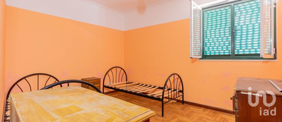 House T9 in São Martinho do Bispo e Ribeira de Frades of 185 m²