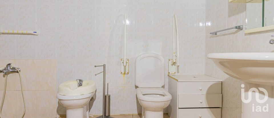 House T9 in São Martinho do Bispo e Ribeira de Frades of 185 m²