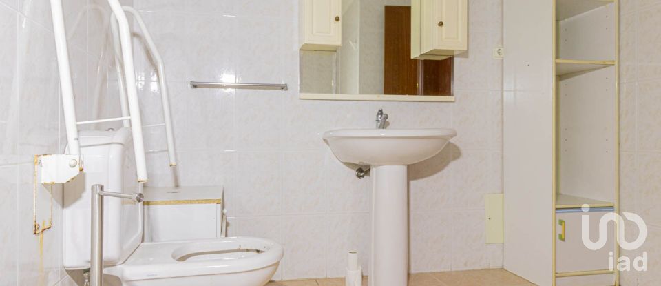 House T9 in São Martinho do Bispo e Ribeira de Frades of 185 m²