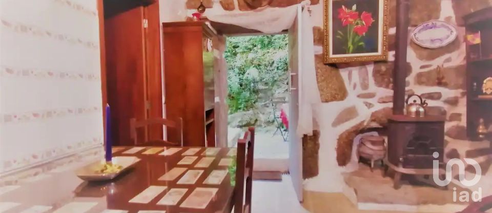 Maison de village T2 à Sousela de 6 500 m²