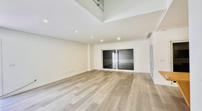 Maison T4 à Corroios de 226 m²