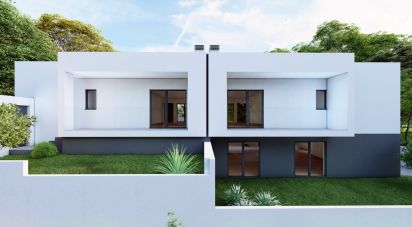 Maison T3 à Charneca De Caparica E Sobreda de 192 m²