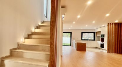 House T3 in Antas e Abade de Vermoim of 246 m²