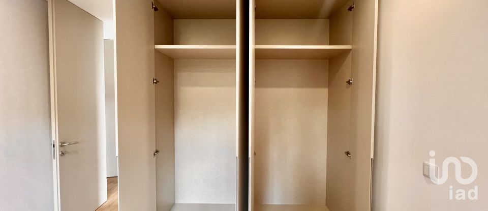 Moradia T3 em Antas e Abade de Vermoim de 246 m²