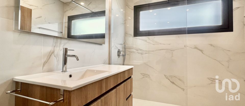 Moradia T3 em Antas e Abade de Vermoim de 246 m²