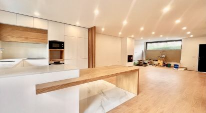 House T3 in Antas e Abade de Vermoim of 246 m²
