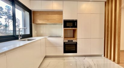 House T3 in Antas e Abade de Vermoim of 246 m²