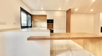 House T3 in Antas e Abade de Vermoim of 246 m²