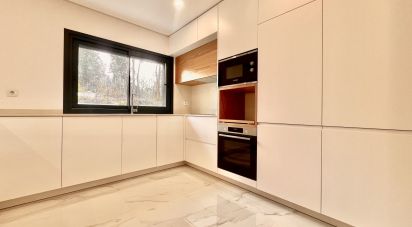 House T3 in Antas e Abade de Vermoim of 246 m²