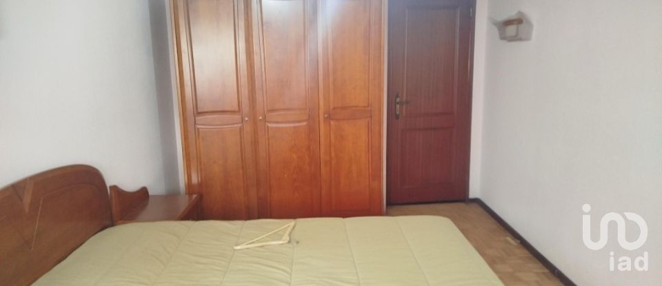 House T6 in Ferreiros de Avões of 105 m²