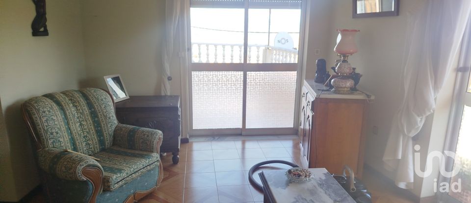 House T6 in Ferreiros de Avões of 105 m²