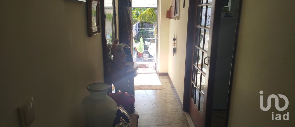 House T6 in Ferreiros de Avões of 105 m²