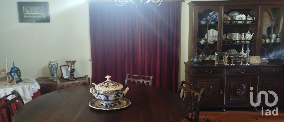 House T6 in Ferreiros de Avões of 105 m²