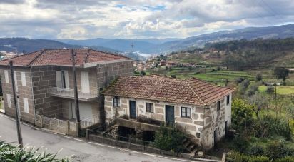 Terrain à bâtir à Rio de Moinhos de 190 m²