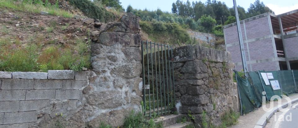 Terrain à bâtir à Rio de Moinhos de 190 m²