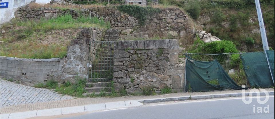 Terrain à bâtir à Rio de Moinhos de 190 m²