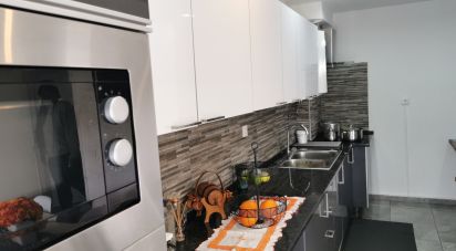 Apartamento T3 em Amora de 69 m²