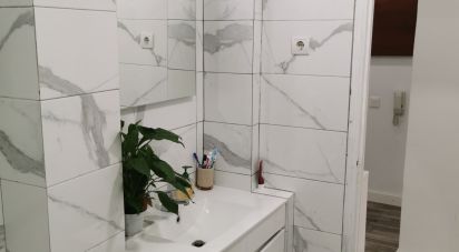 Apartamento T3 em Amora de 69 m²