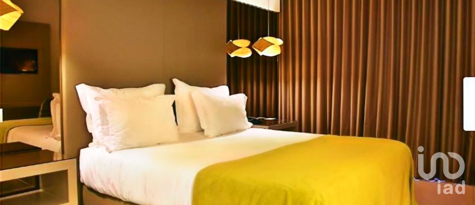 Boutique/Local commercial à Lamego (Almacave e Sé) de 3 348 m²