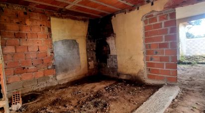 Maison T4 à Regueira de Pontes de 110 m²