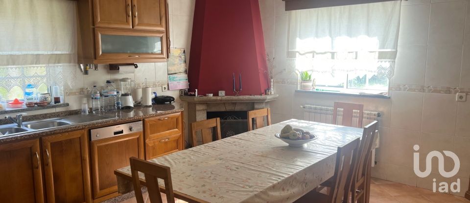 Moradia T9 em São Pedro do Sul, Várzea e Baiões de 413 m²