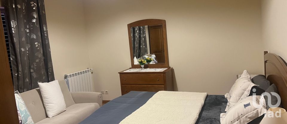 Moradia T9 em São Pedro do Sul, Várzea e Baiões de 413 m²