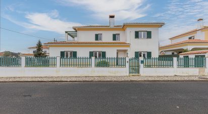 House T4 in Milharado of 200 m²