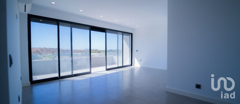 Country home T5 in Quarteira of 321 m²