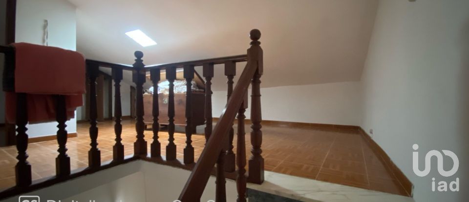 Maison T4 à Galveias de 210 m²