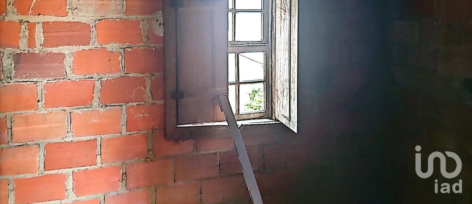 Maison T6 à Parada de Gonta de 161 m²