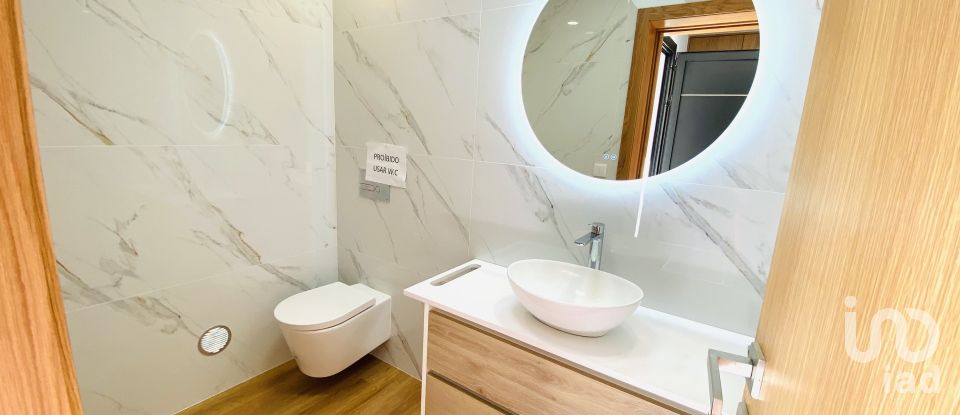 Maison de village T3 à Ribeira de 239 m²