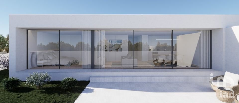 Lodge T3 in Forjães of 163 m²